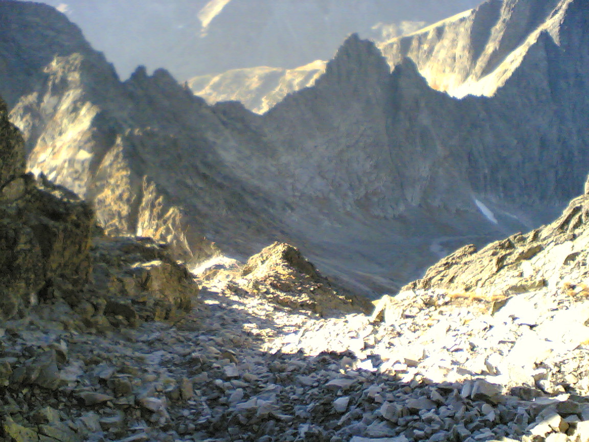 A h&aacute;g&oacute; fentről